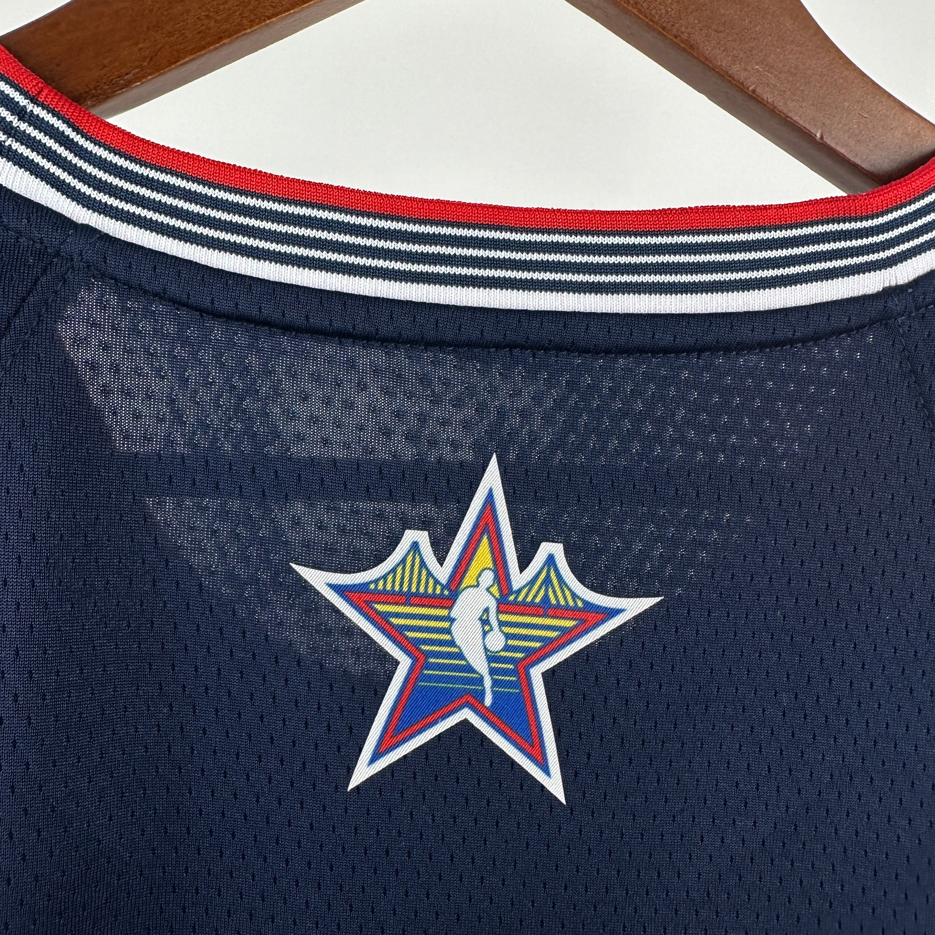 Camiseta del jugador All-Star Swingman de la NBA 2025, color azul marino