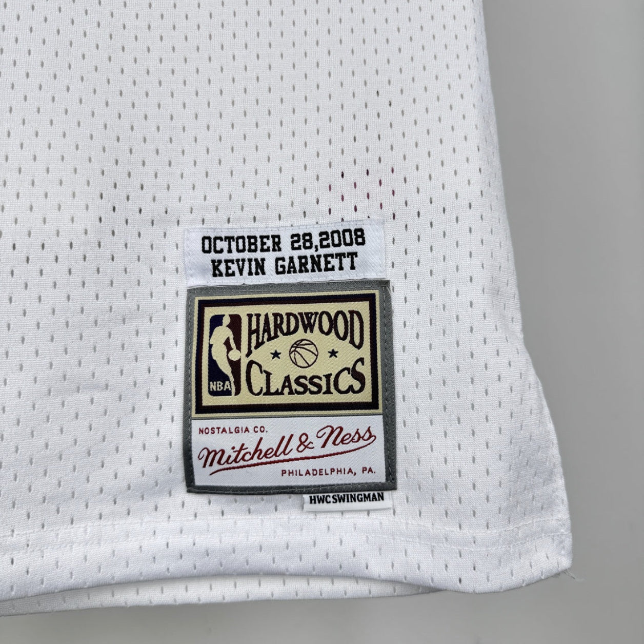 Boston Celtics 2008 Kevin Garnett White Mitchell & Ness Swingman Jersey
