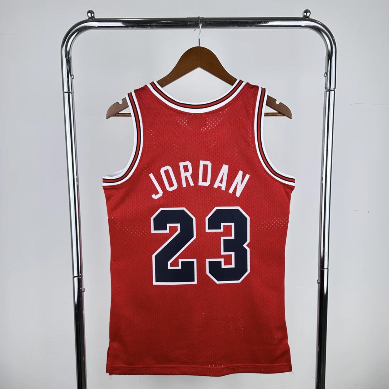 Chicago Bulls 1984-85 #23 Michael Jordan Red Mitchell & Ness Swingman Jersey