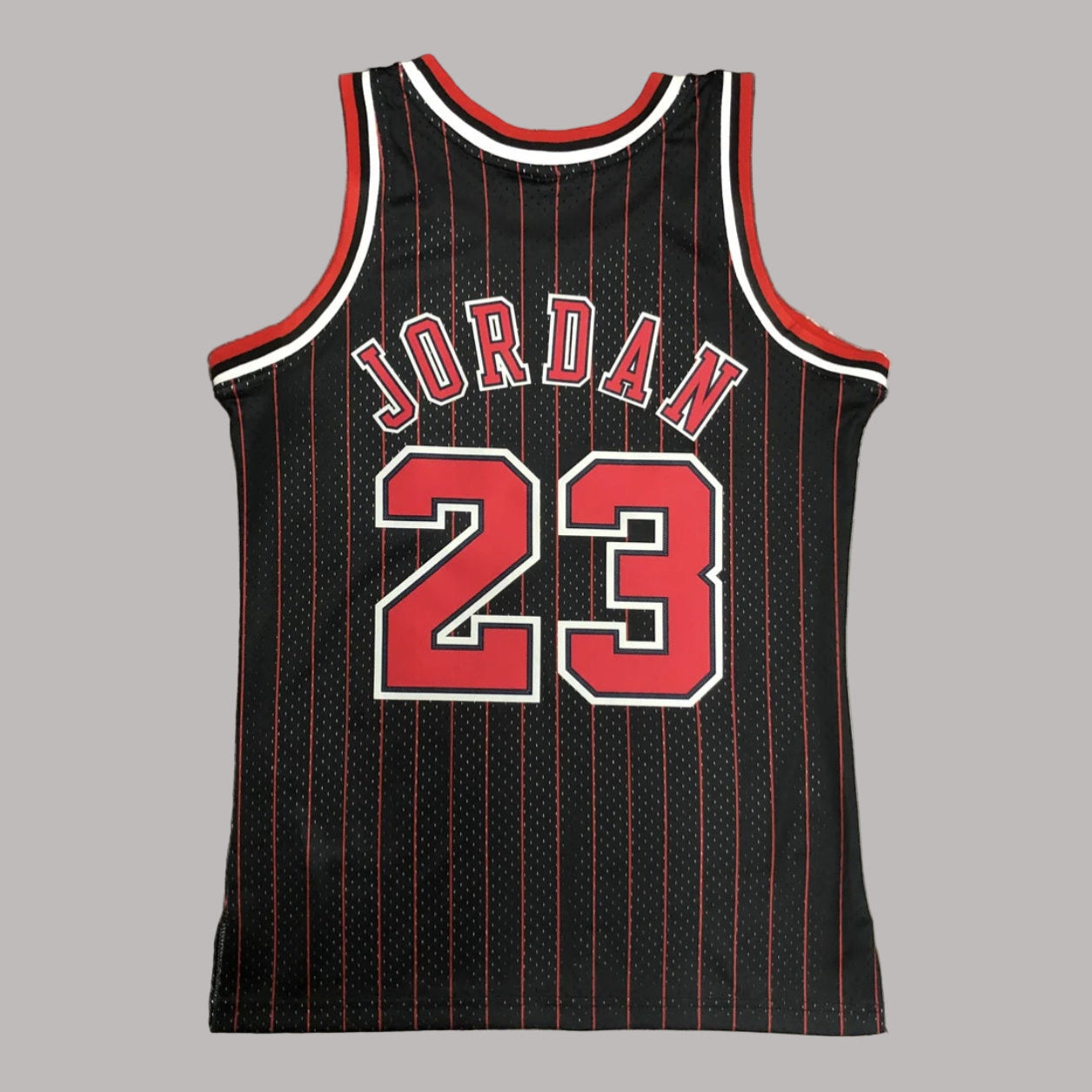 Chicago Bulls 1995-96 #23 Michael Jordan Alternate Mitchell & Ness Swingman Jersey
