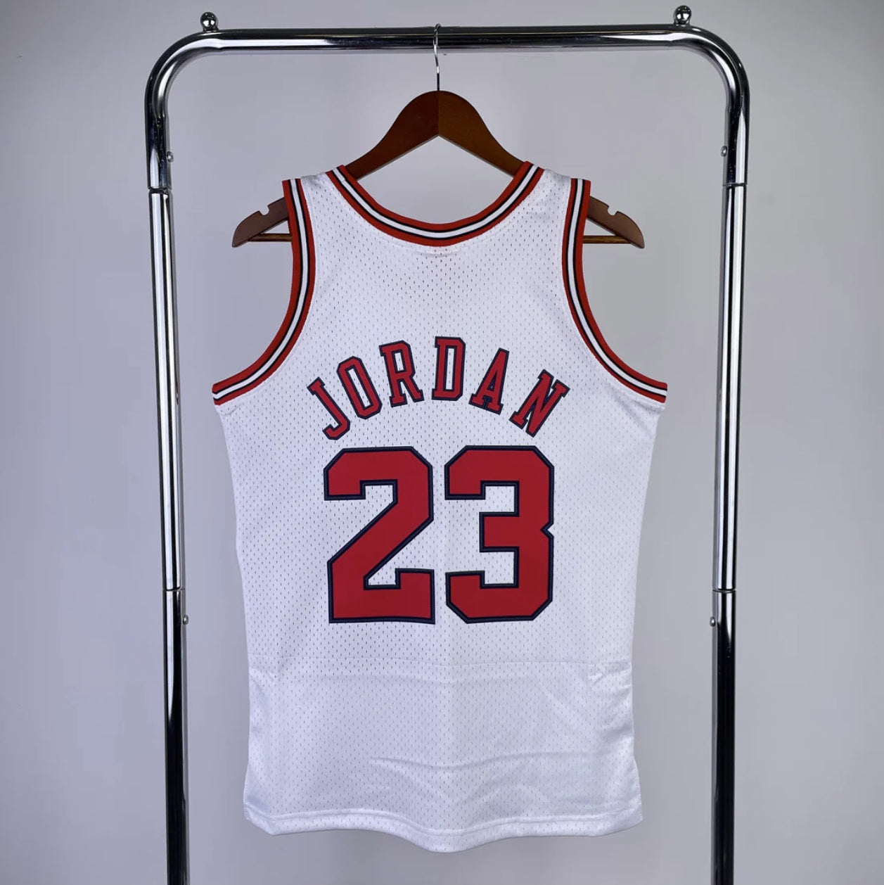 Chicago Bulls 1997-98 #23 Michael Jordan White Mitchell & Ness Swingman Jersey