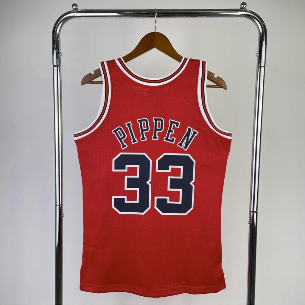 Chicago Bulls 1997-98 #33 Scottie Pippen Red Mitchell & Ness Swingman Jersey