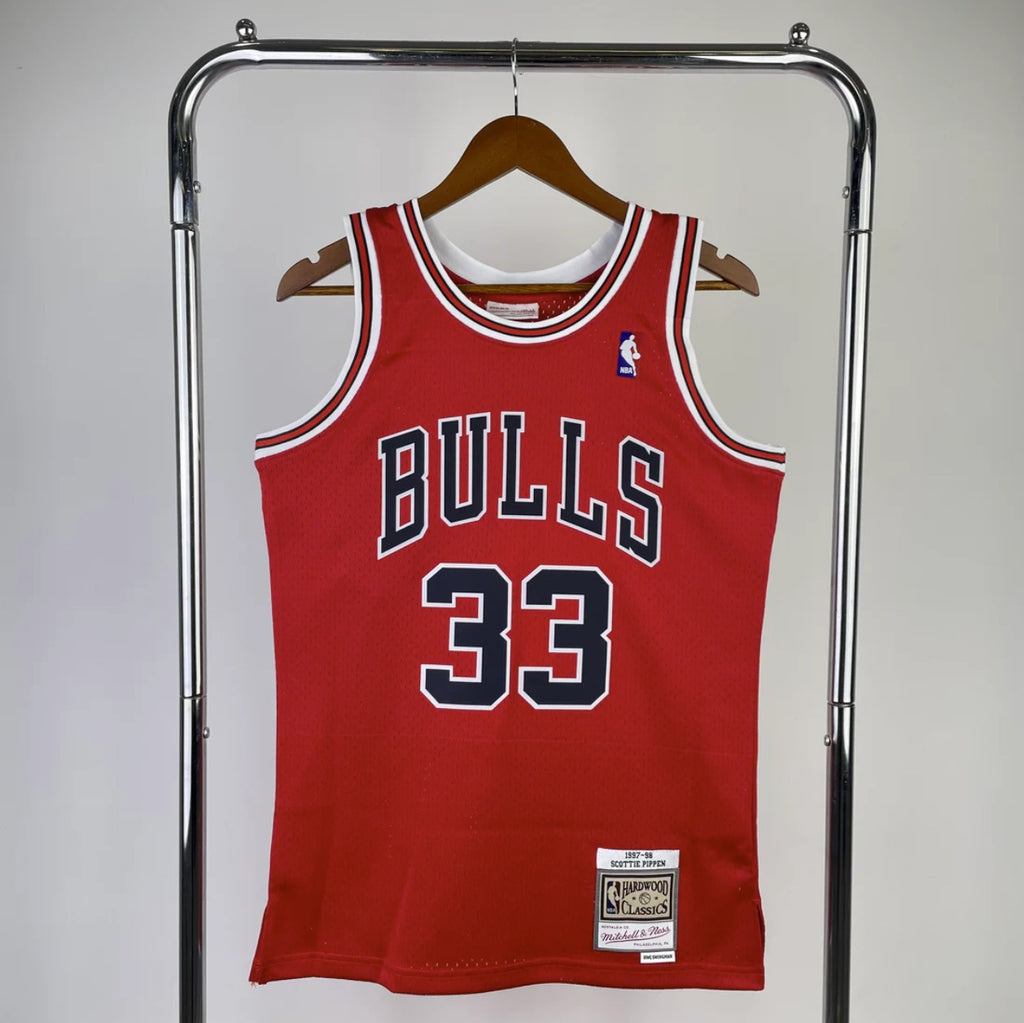 Chicago Bulls 1997-98 #33 Scottie Pippen Red Mitchell & Ness Swingman Jersey