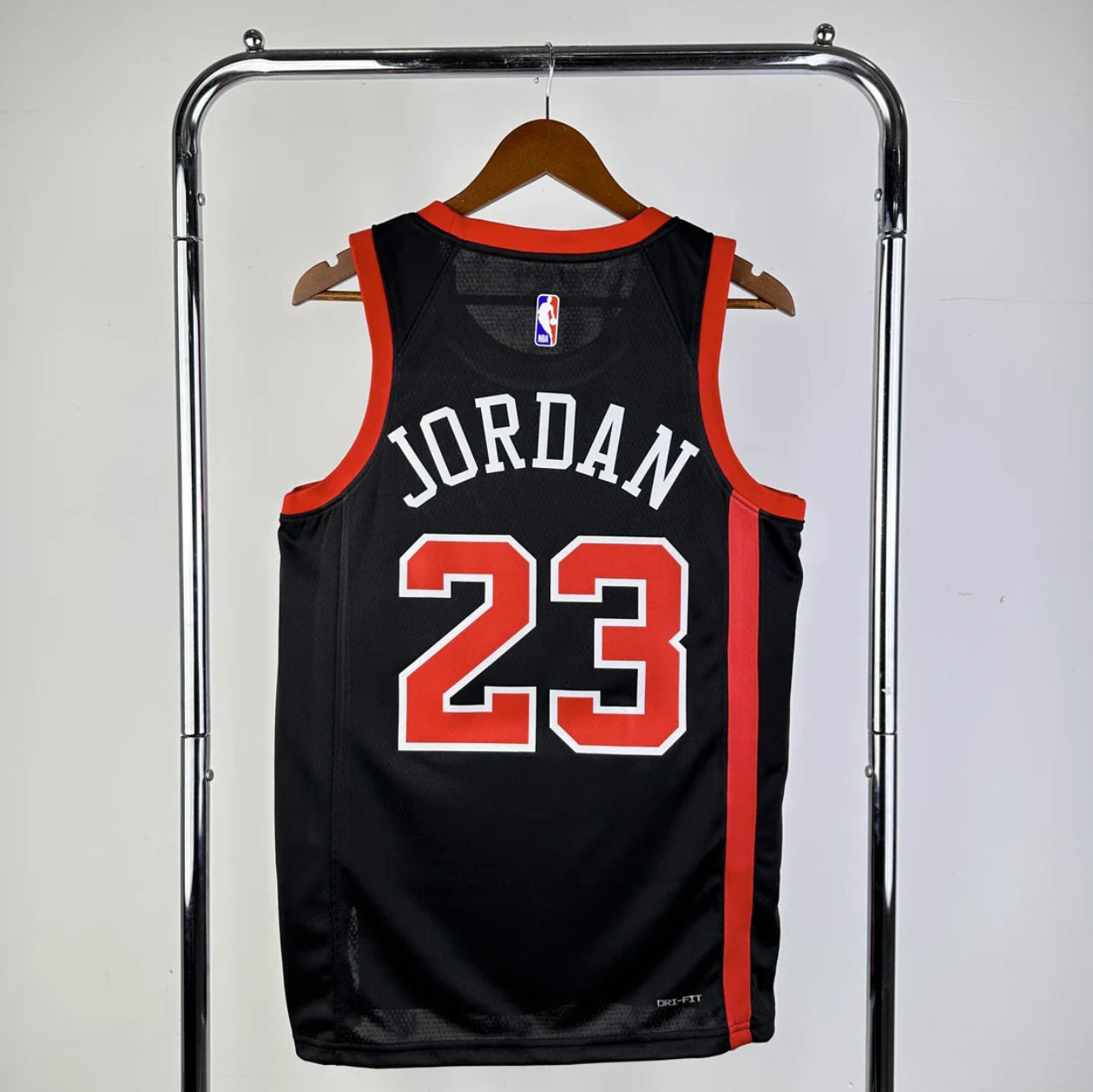 Chicago Bulls 2023-24 Black City Edition Swingman Jersey