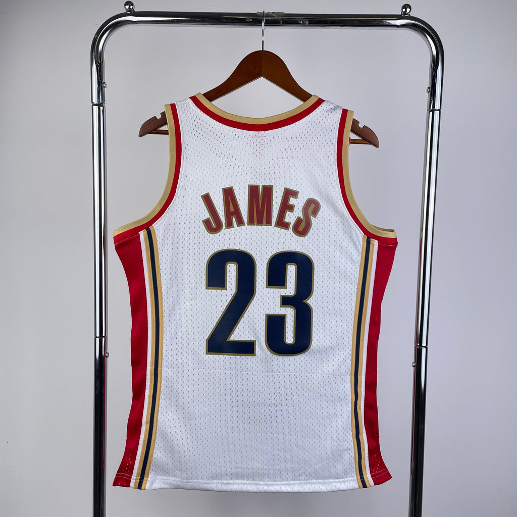 Cleveland Cavaliers 2003-04 Lebron James Mitchel & Ness White Hardwood Classics Swingman Jersey