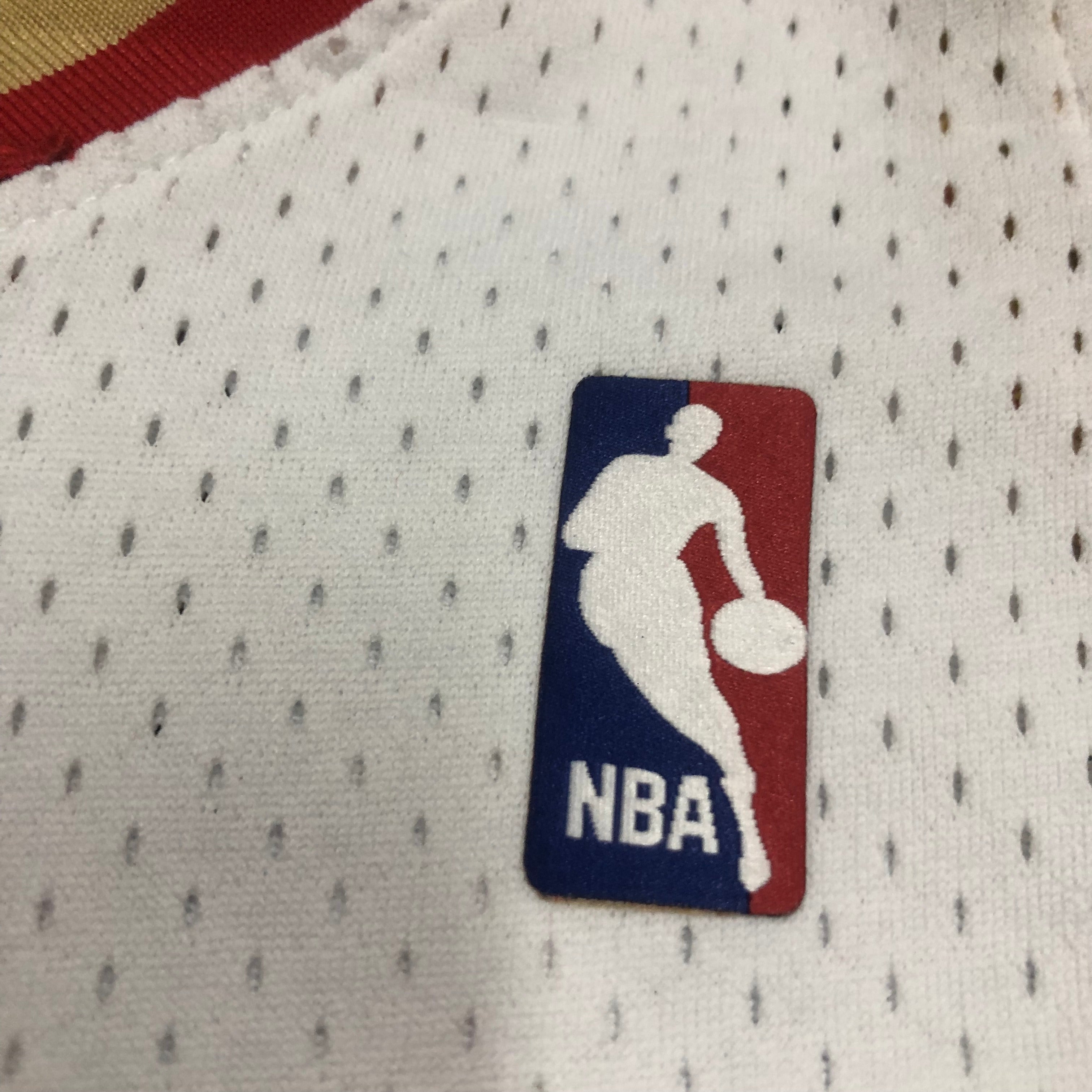 Cleveland Cavaliers 2003-04 Lebron James Mitchel & Ness White Hardwood Classics Swingman Jersey