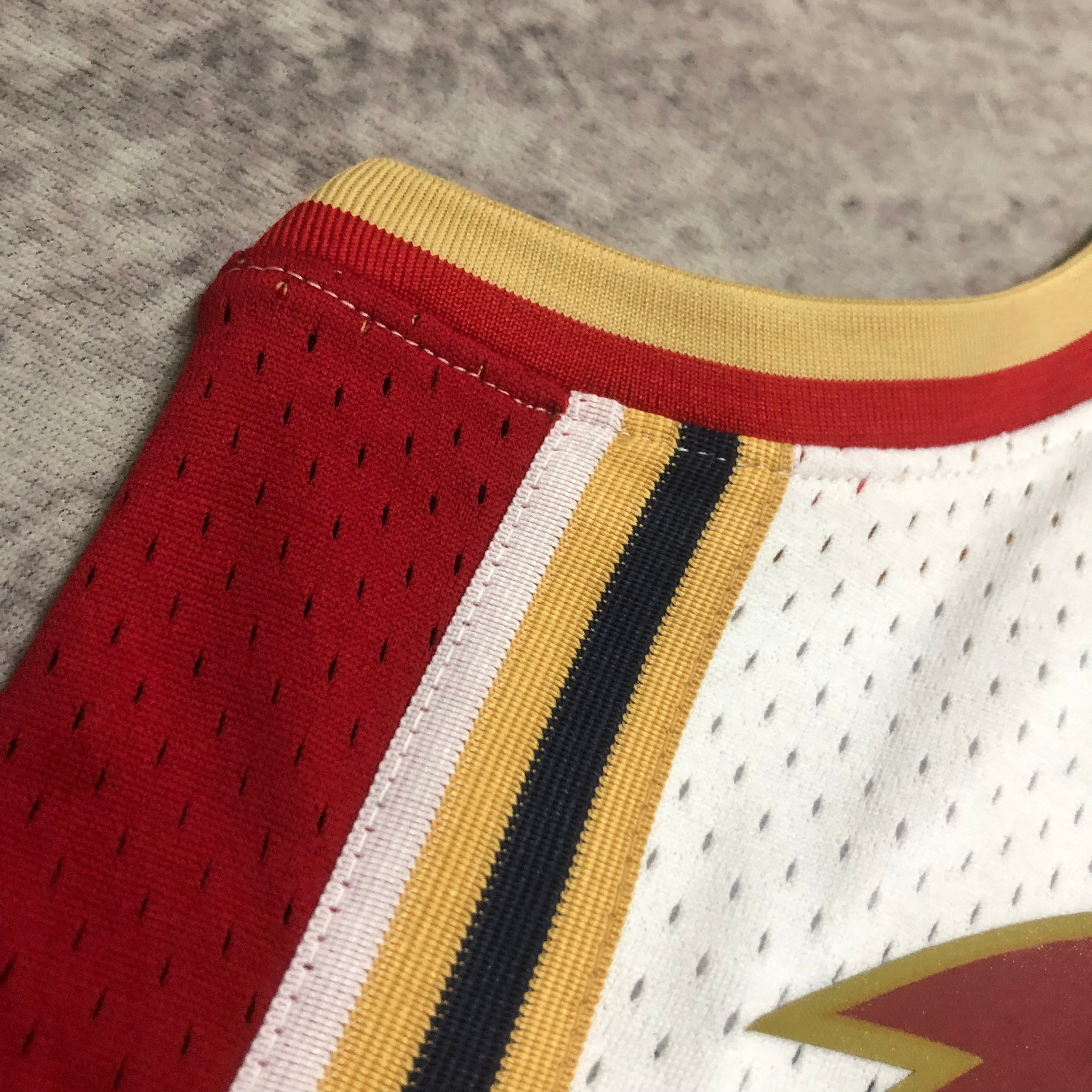 Cleveland Cavaliers 2003-04 Lebron James Mitchel & Ness White Hardwood Classics Swingman Jersey