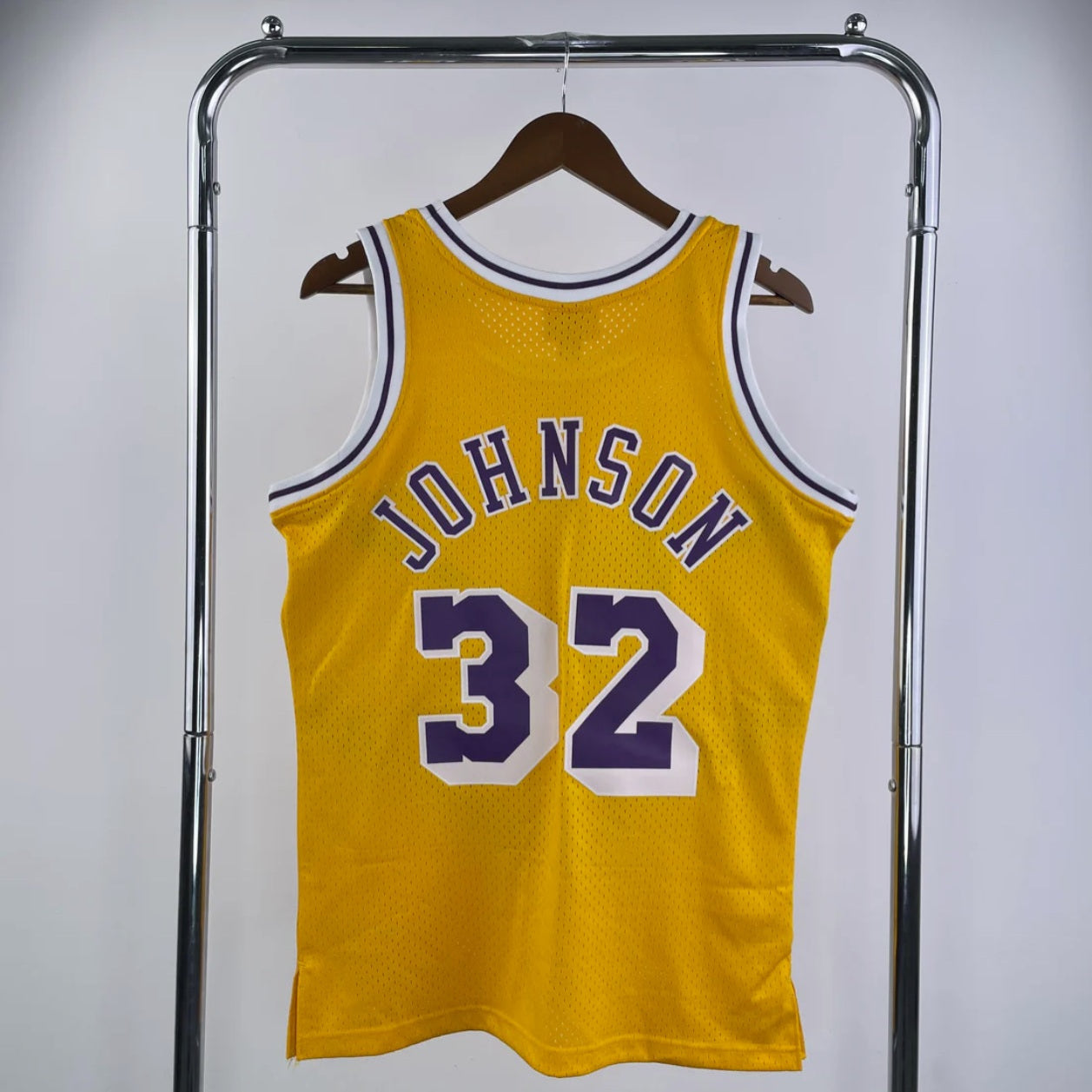 Loa Angeles Lakers 1984-85 Magic Johnson Gold Mitchell & Ness Hardwood Classics Swingman Jersey