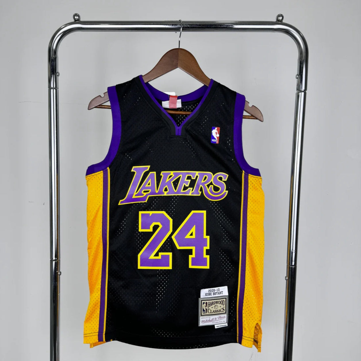 Los Angeles Lakers 2009-10 Kobe Bryant Black and Purple Mitchell & Ness Swingman Jersey