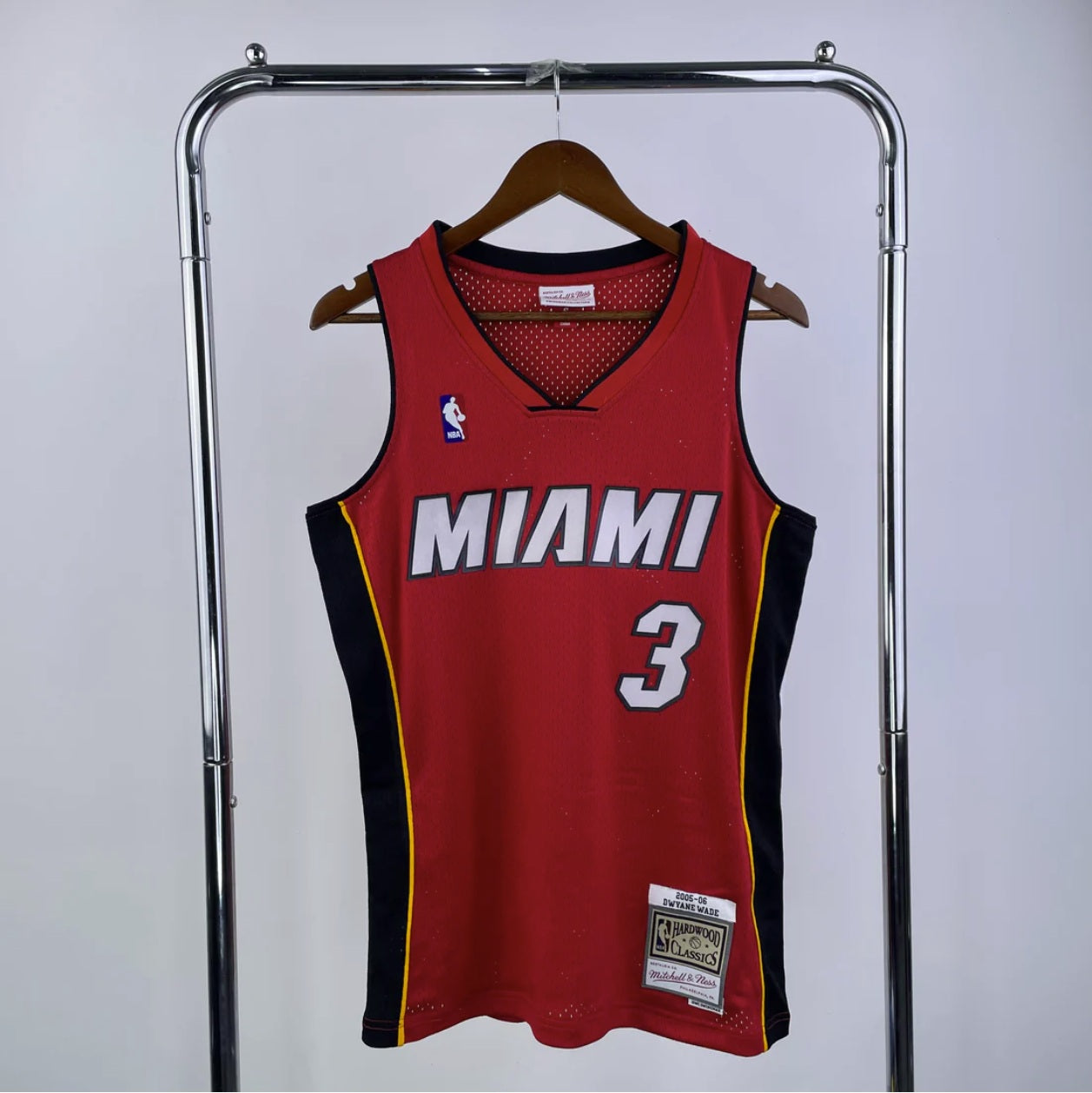 Miami Heat 2005-06 Dwayne Wade Red Mitchel & Ness Hardwood Classics Swingman Jersey