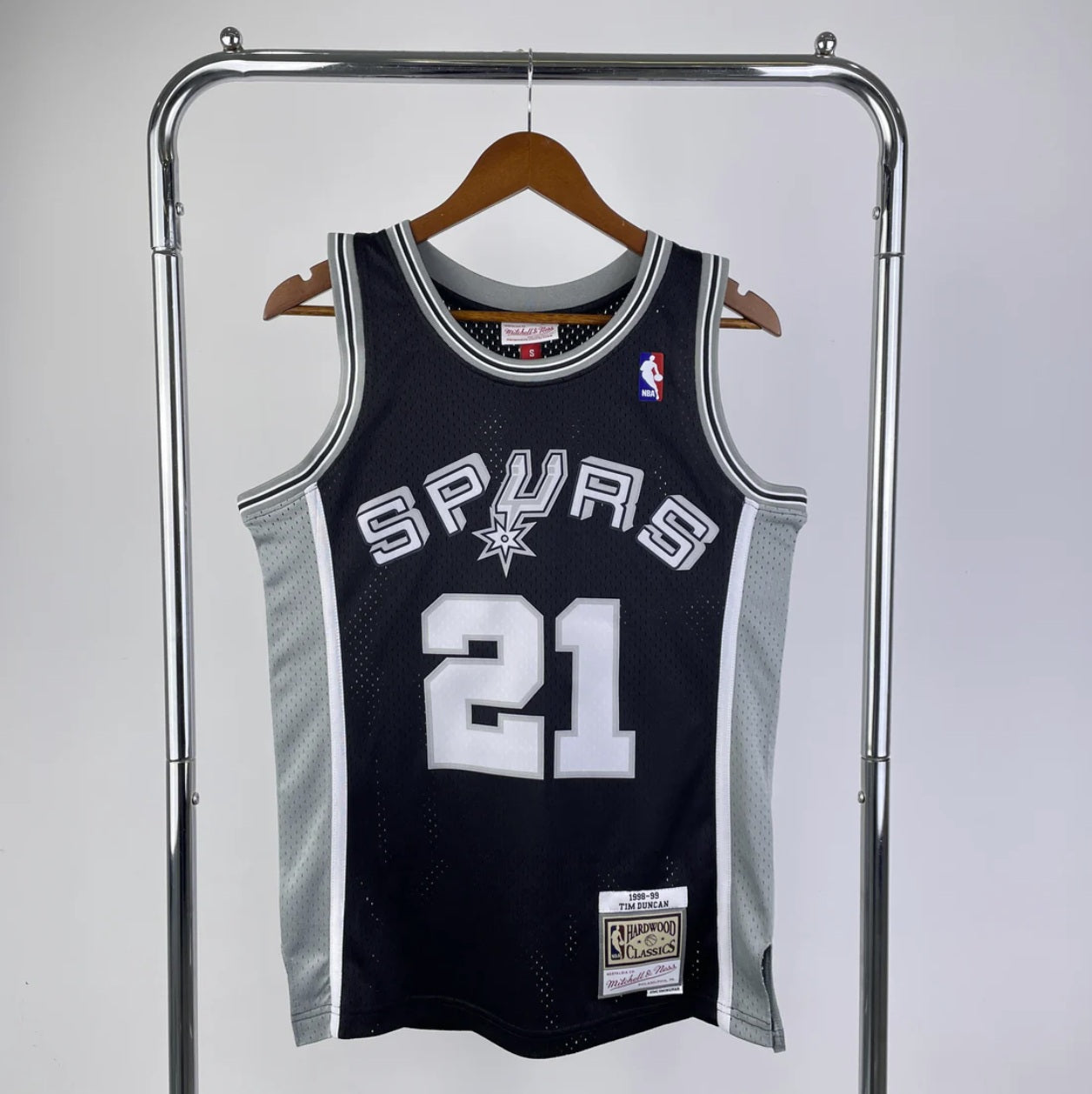 San Antonio Spurs 1998-99 Tim Duncan Mitchell & Ness Hardwood Classics Swingman Jersey